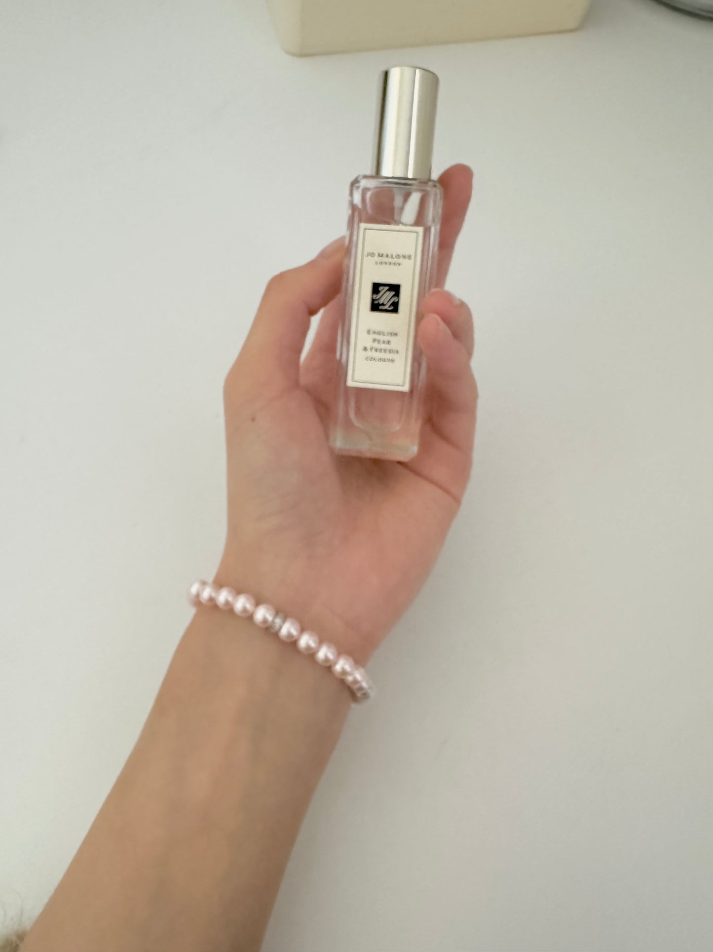 Elastic Pink Pearl Bracelet