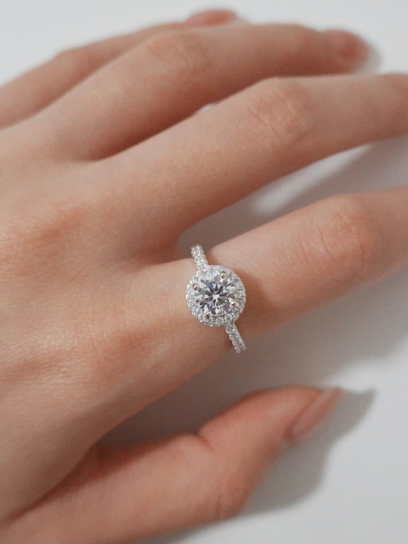 Shine Solitaire Adjustable Ring