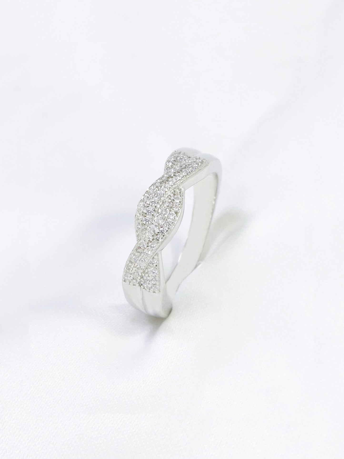 Silver Pavè Intertwined Ring