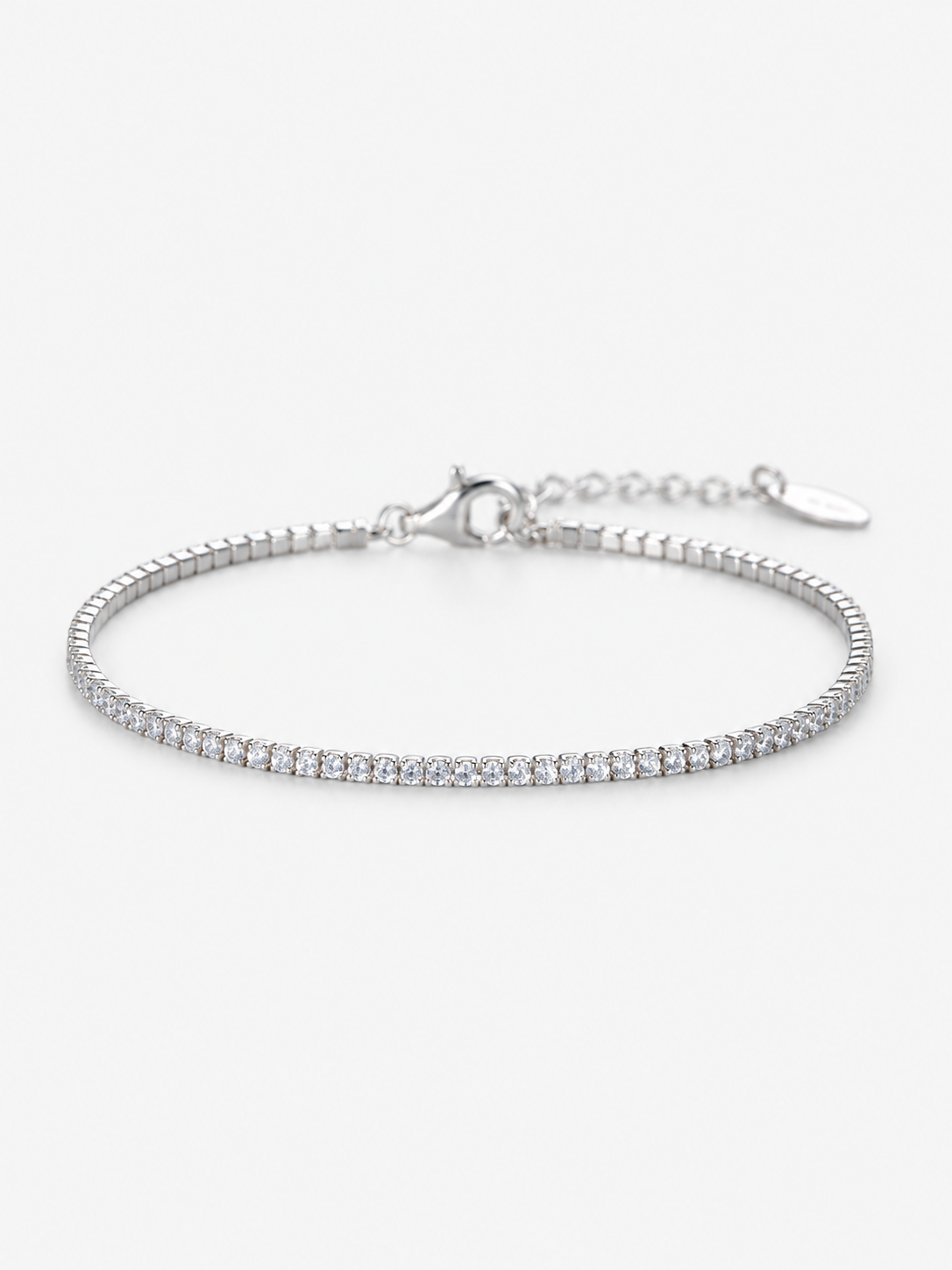 White 1.5 mm tennis bracelet with rhodium-plated finish