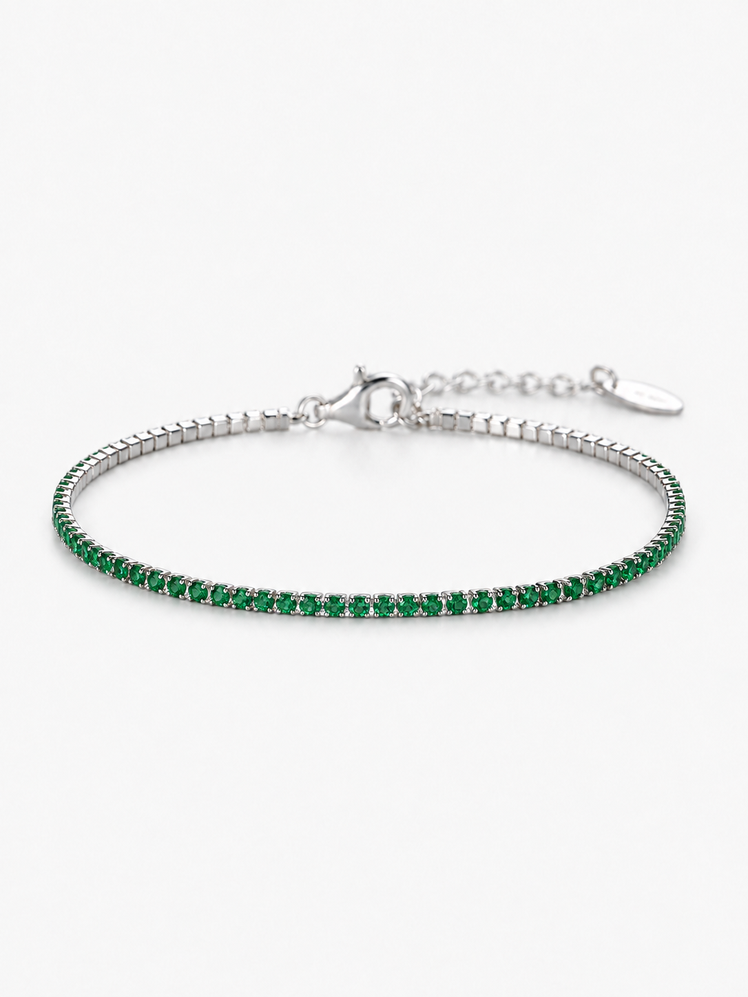 Green 1.5 mm tennis bracelet with rhodium-plated finish
