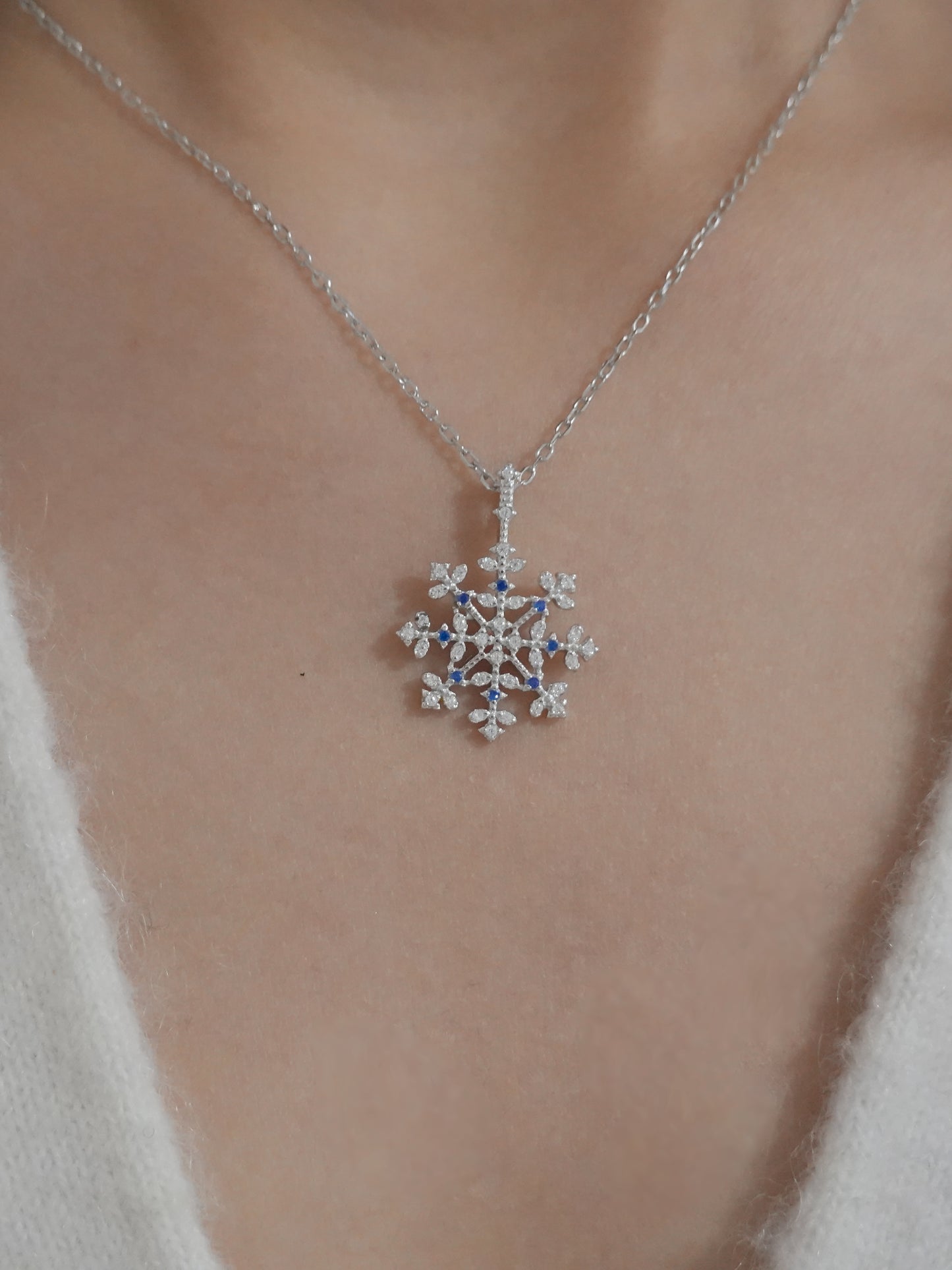 Collana Fiocco di Neve Sky in Argento Rodiato