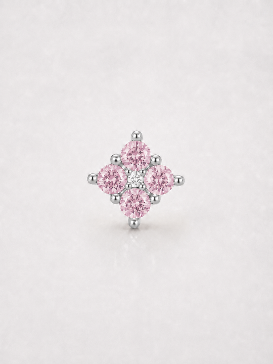 Orecchino Fiore Quadrifoglio in finitura rodiata con dettagli rosa