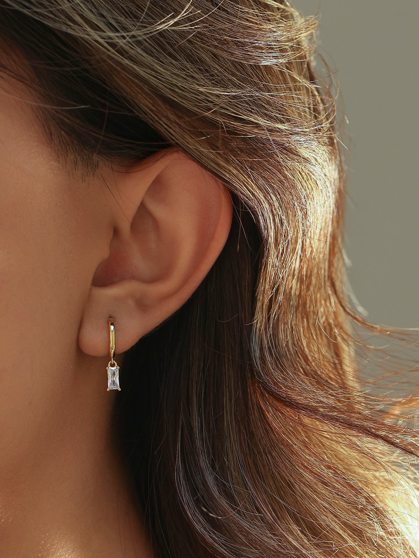 Orecchini a Cerchio Baguette Placcato Oro