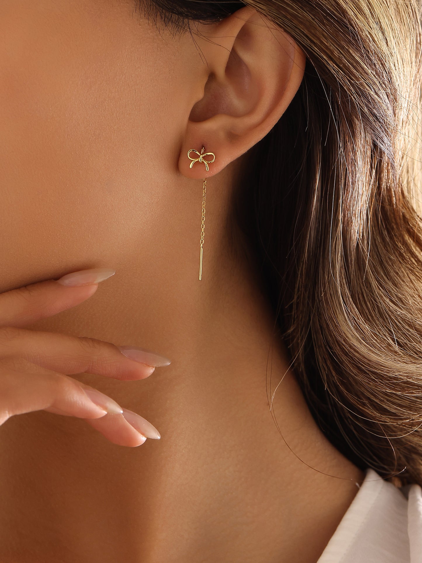 Orecchino Saliscendi Fiocco